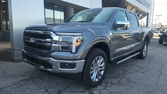 New 2026 Carbonized Gray Metallic Ford Lariat 4WD image 20