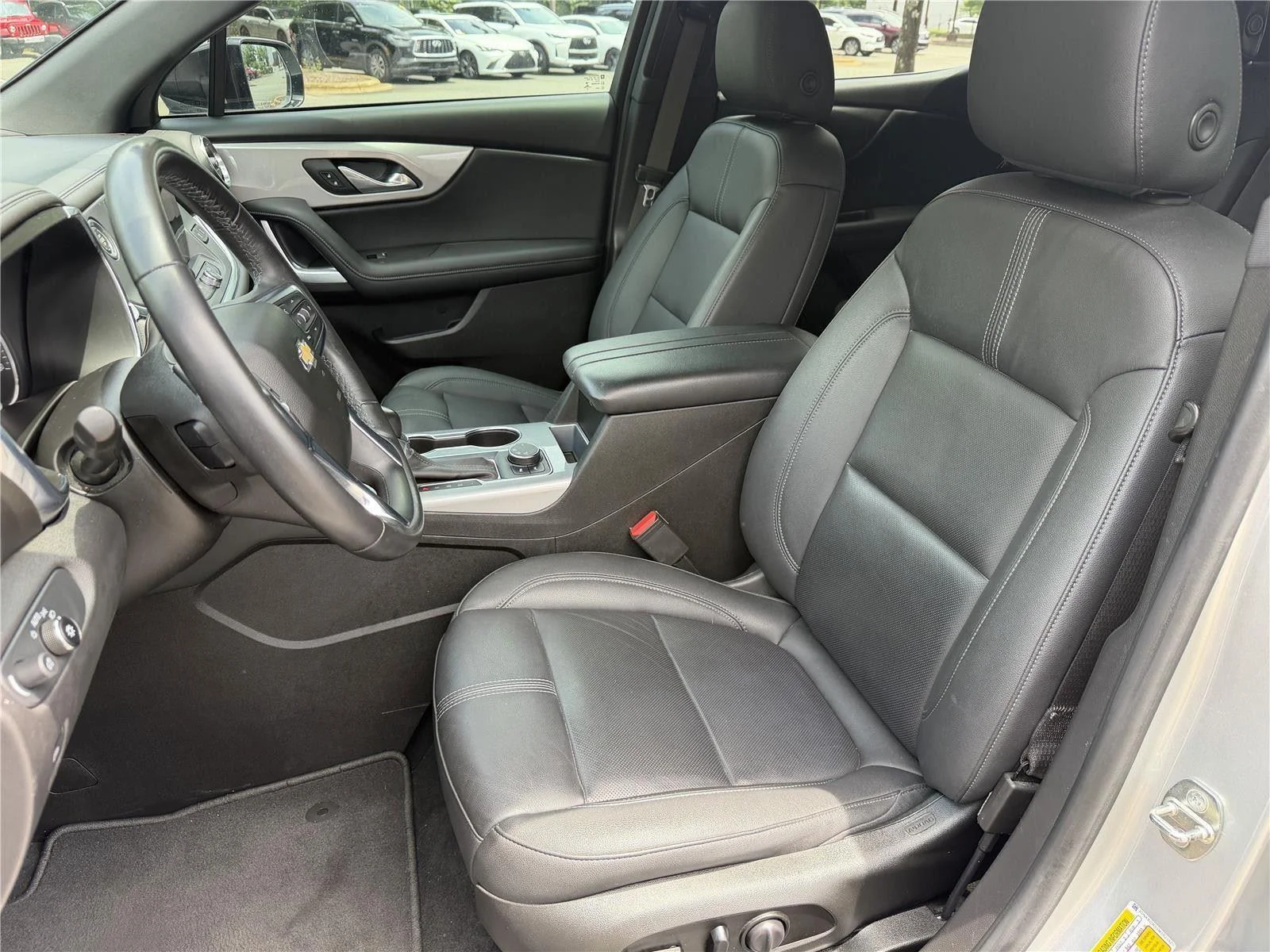 Used 2021 Silver Ice Metallic Chevrolet LT image 32