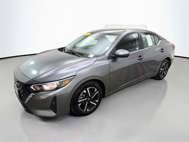 Used 2024 Gray Nissan SV image 3