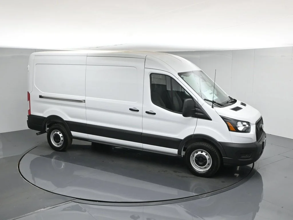 New 2026 Oxford White Ford Base image 38