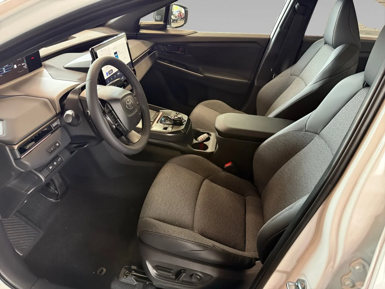 New 2026 Wind Chill Pearl Toyota XLE image 11