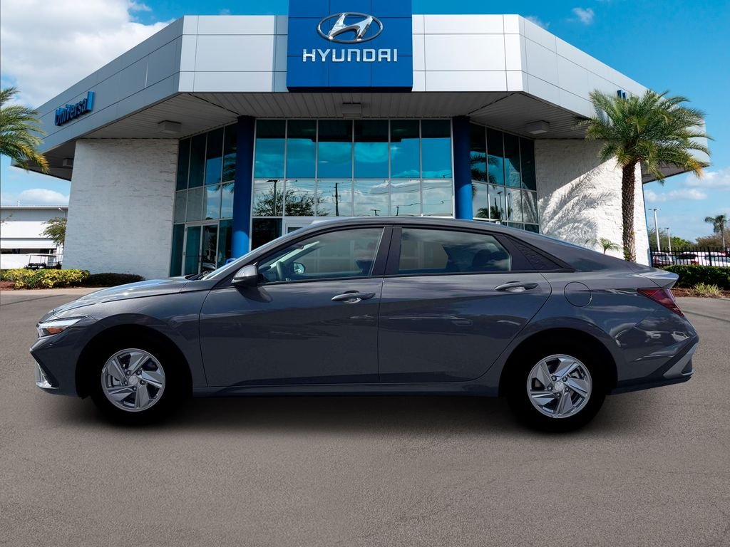 New 2026 Gray Hyundai SE image 22