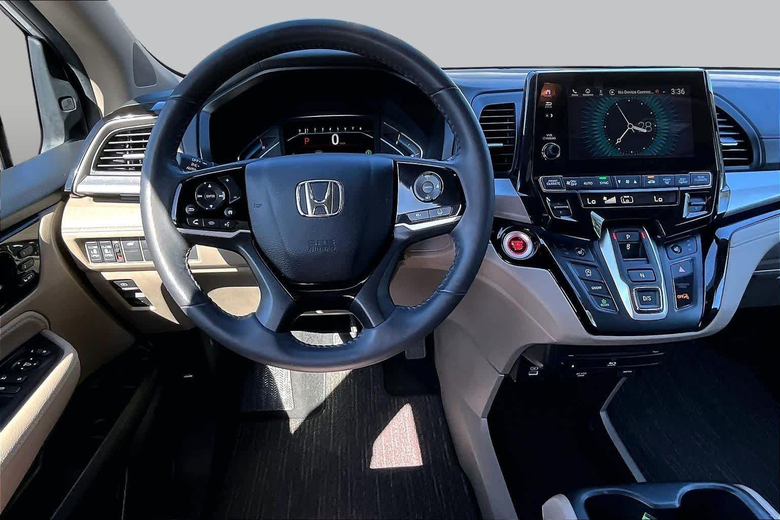 2024 Honda Odyssey Touring - Photo 6