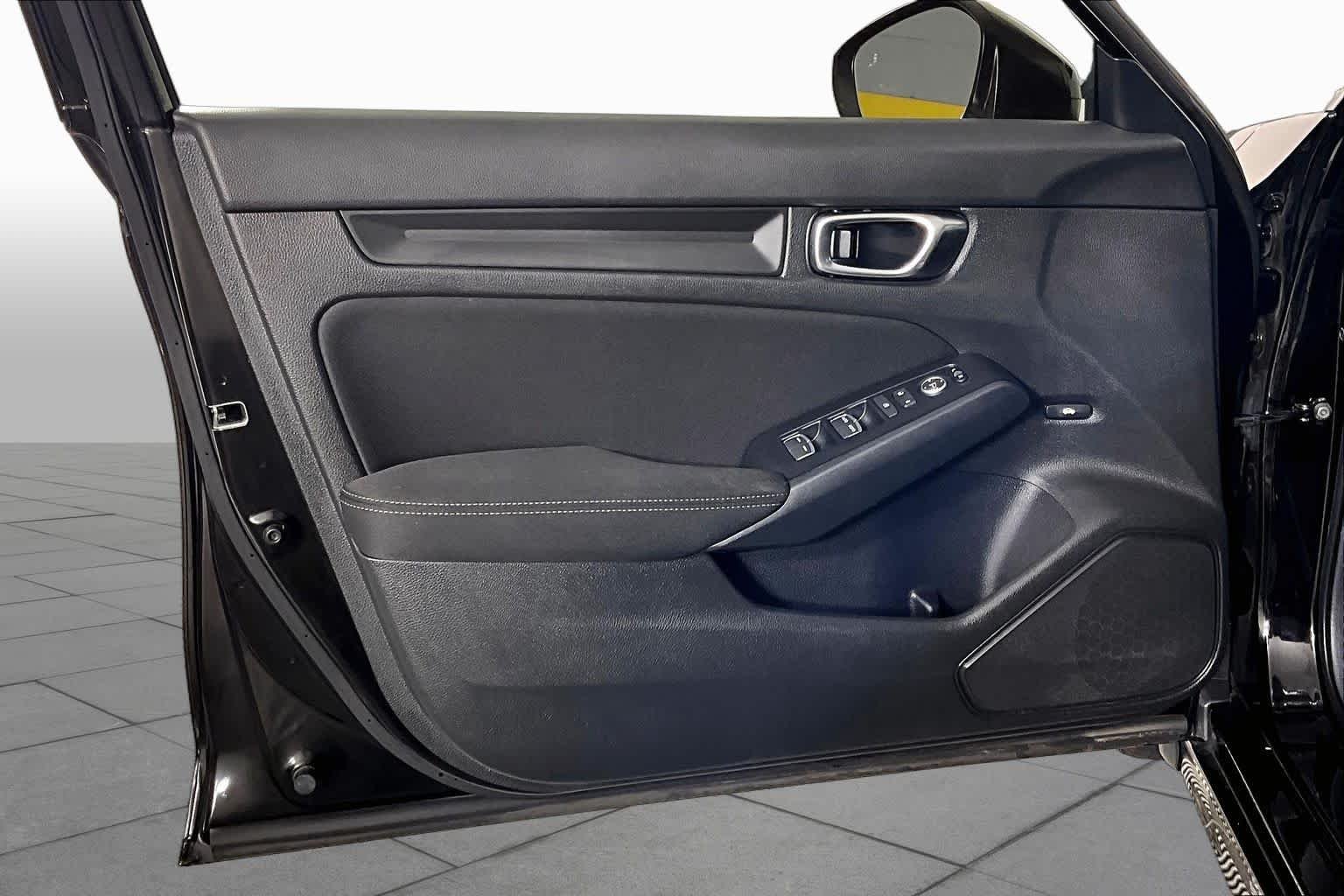 2025 Honda Civic Sport - Photo 20