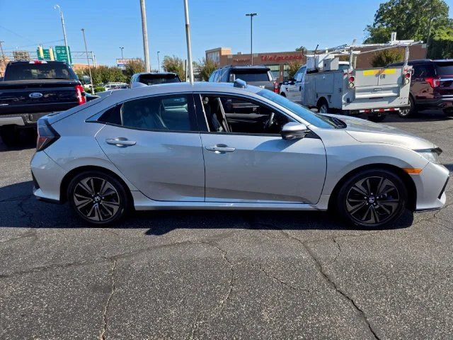 Used 2018 Silver Honda EX image 9