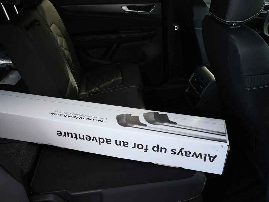 New 2026 Gray Volkswagen 2.0T SE w/Technology image 31