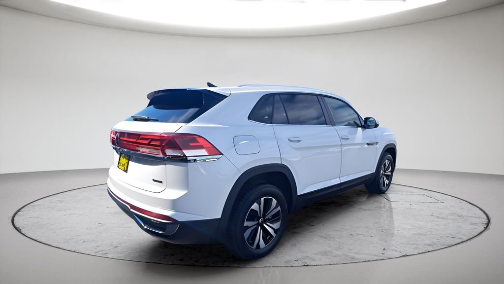 New 2026 White/off-white Volkswagen 2.0T SE image 3
