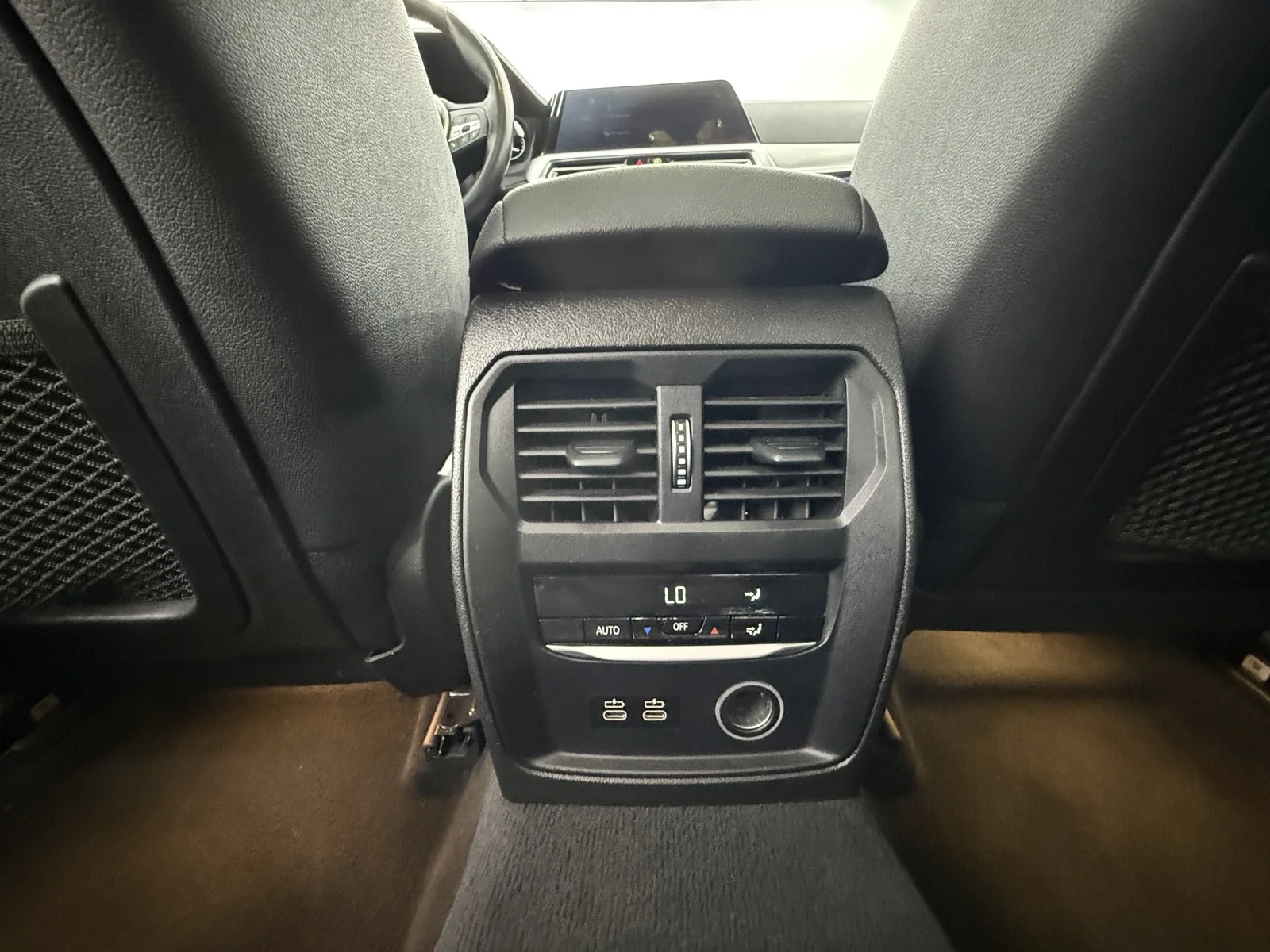 Used 2019 Jet Black BMW 330i xDrive image 33