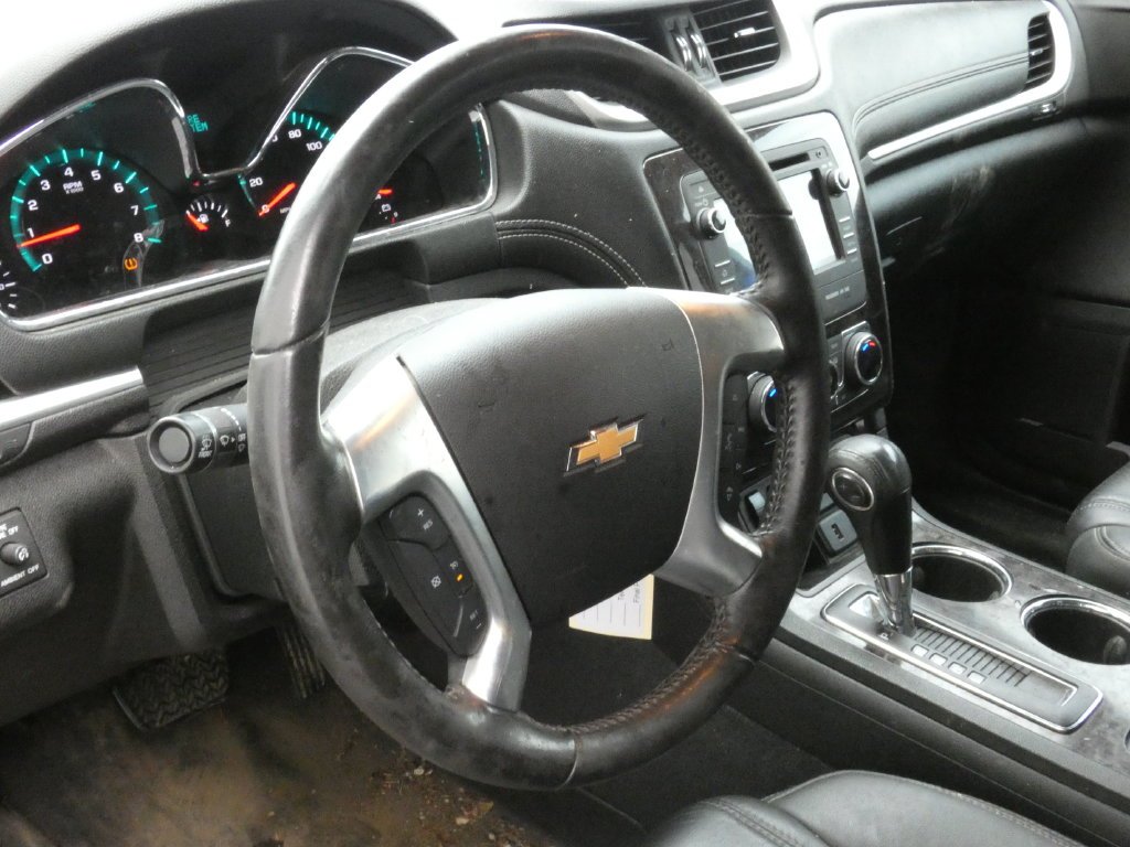 Used 2016 Gray Chevrolet 2LT image 8