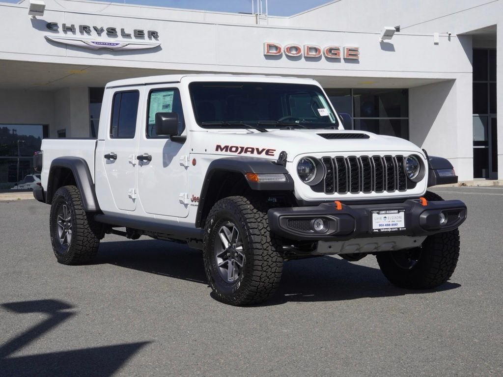 New 2026 Bright White Clear-Coat Exterior Paint Jeep Mojave image 1