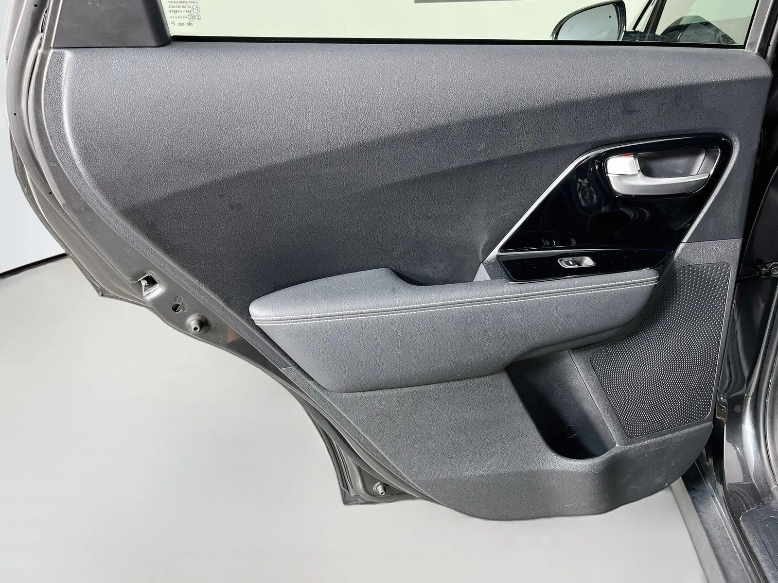 Used 2022 Gray Kia EX image 27