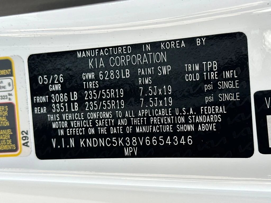 New 2027 White Kia EX image 33