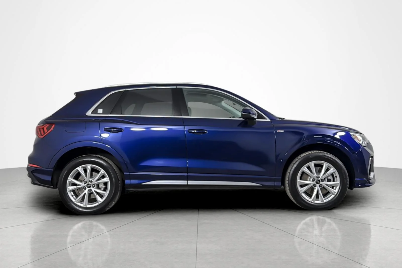 Used 2023 Navarra Blue Metallic Audi S line Premium Plus 45 TFSI quattro image 6