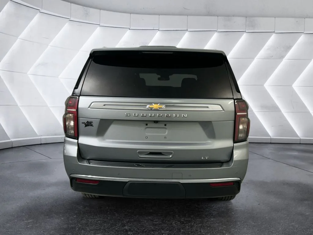 Used 2024 Gray Chevrolet LT image 5