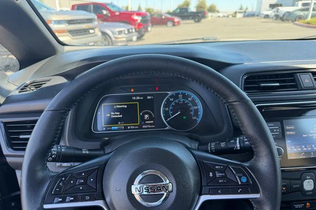 Used 2019 Blue Nissan SV image 12