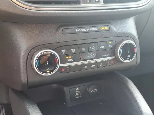 Used 2024  Ford Active image 8