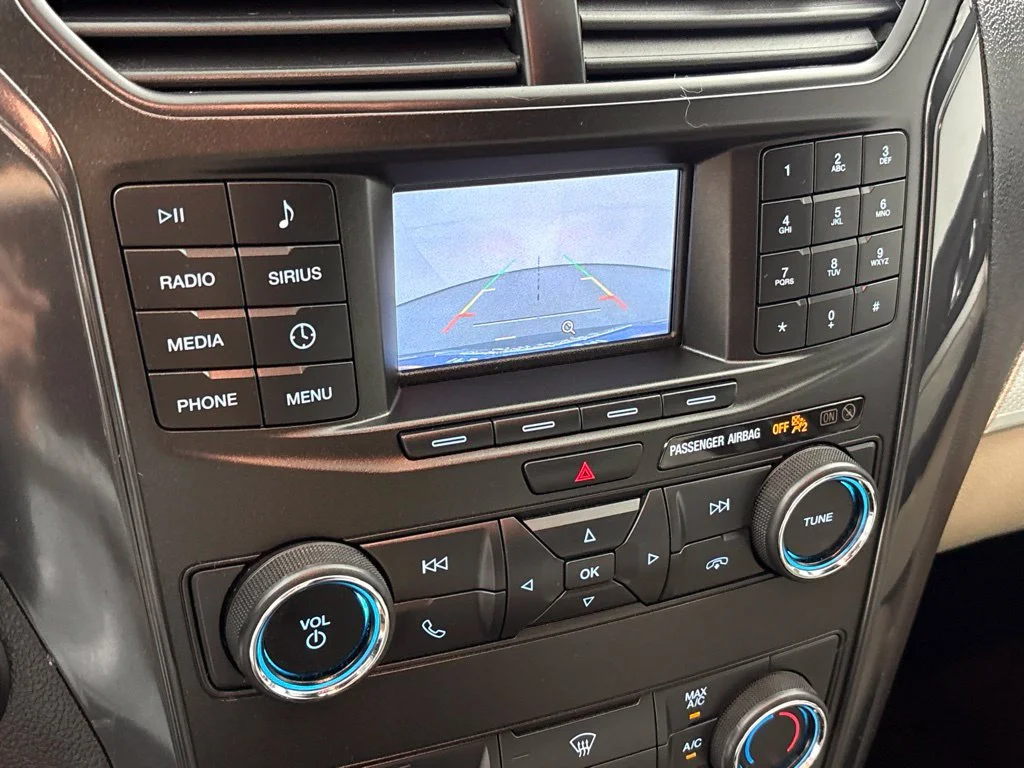 Used 2018 White Ford Base image 34
