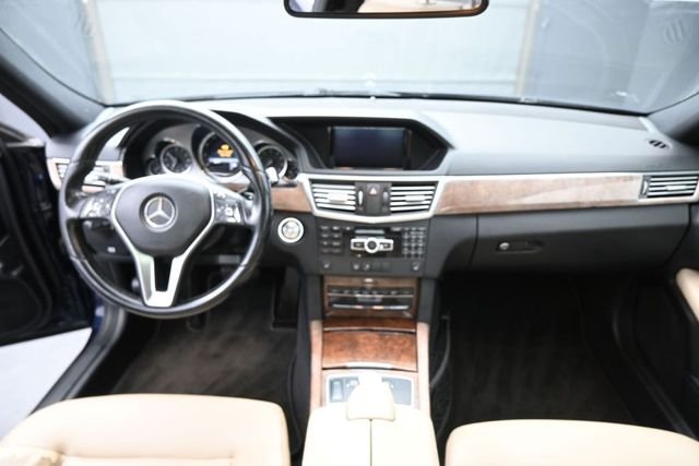 Used 2013  Mercedes-Benz E 350 image 14