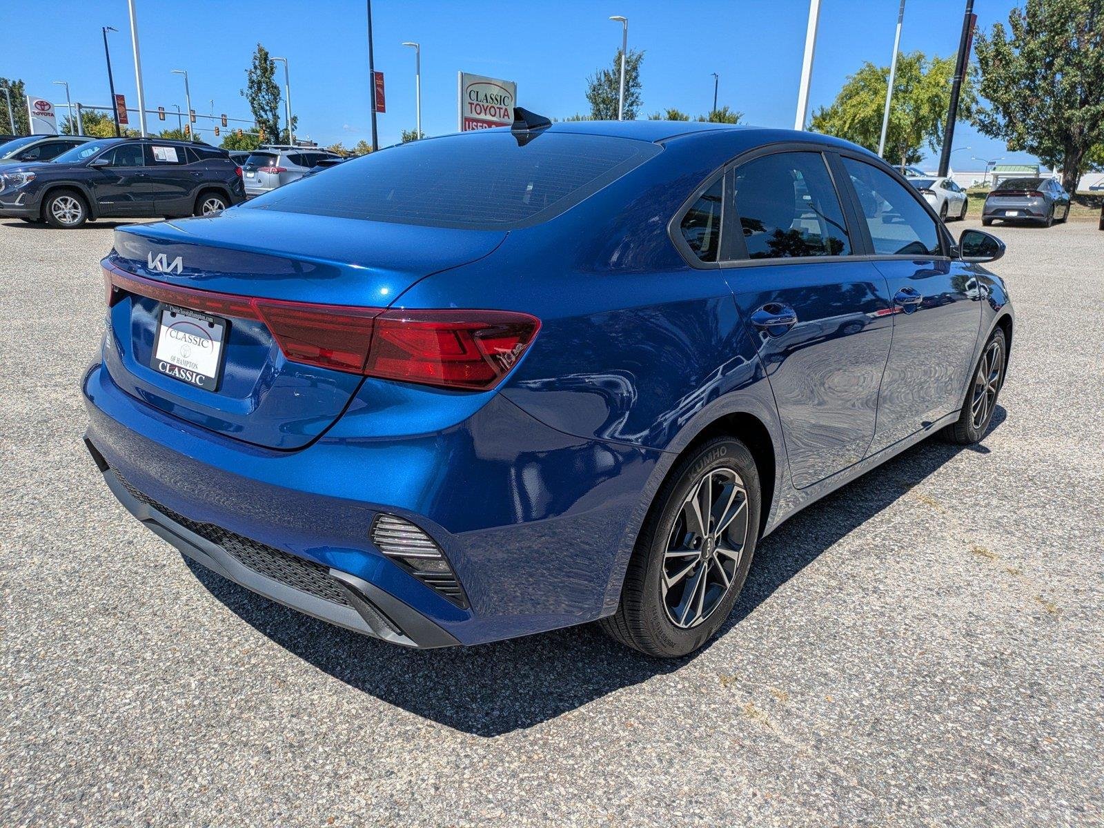 Used 2024 Deep Sea Blue Kia LXS image 4