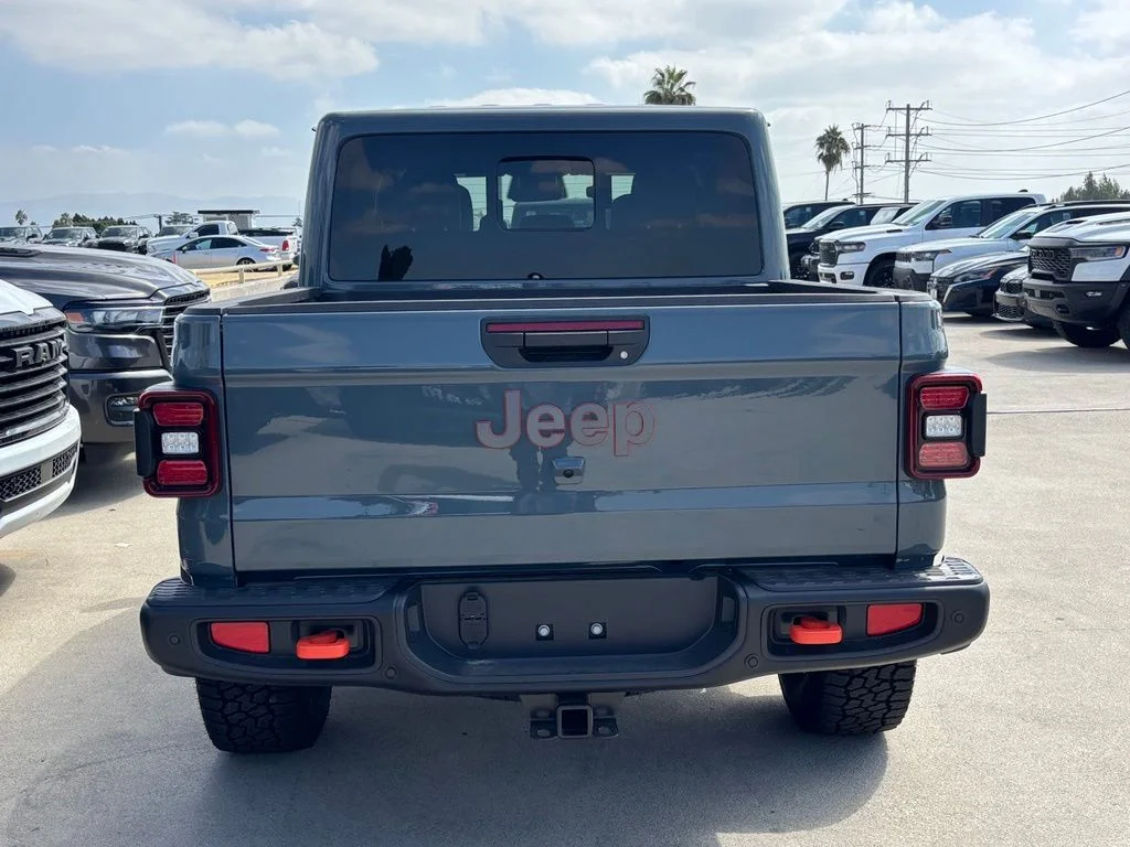 New 2026 Gray Jeep Mojave X image 5