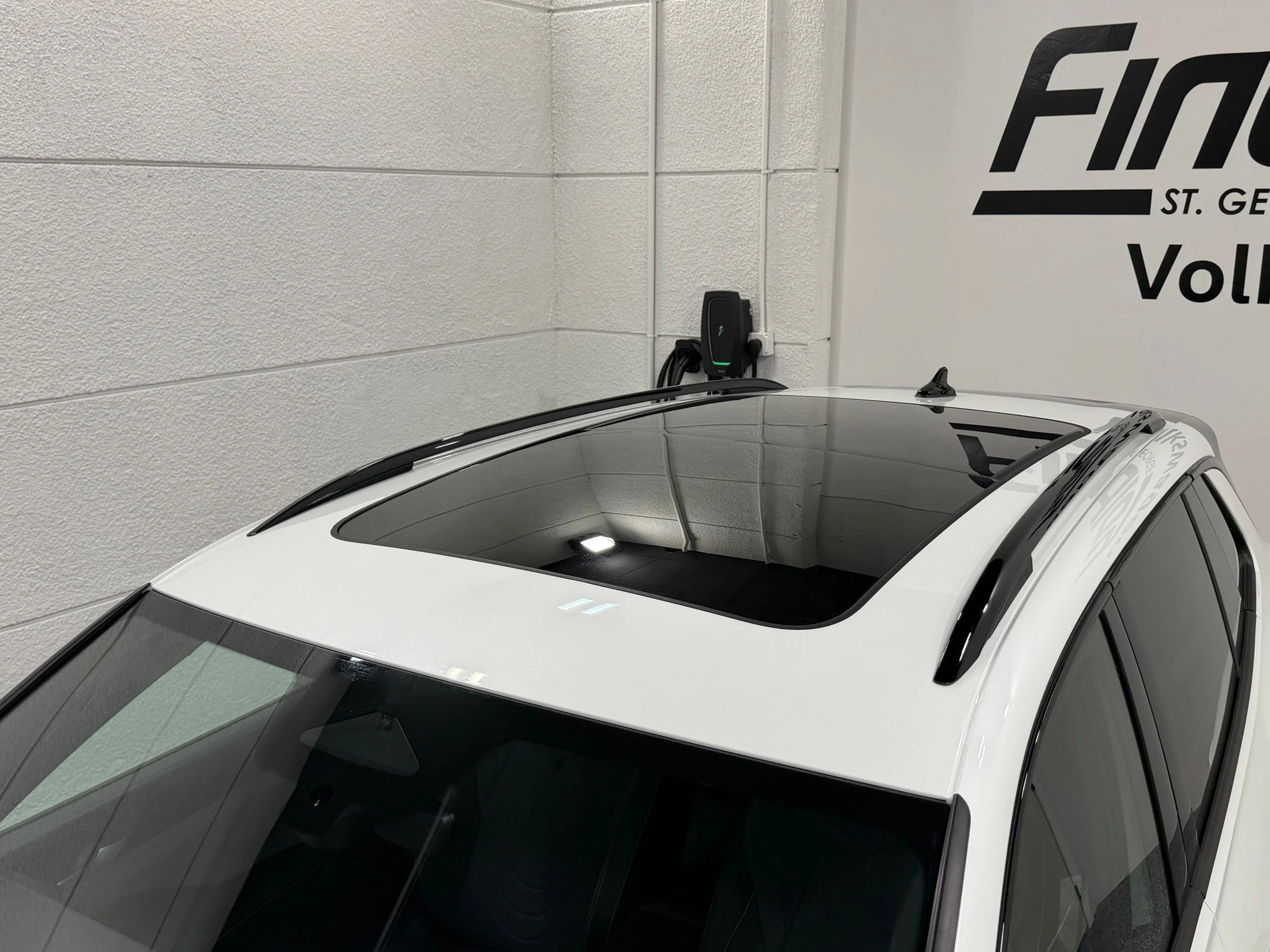 New 2026 White Volkswagen SE R-Line Black image 19