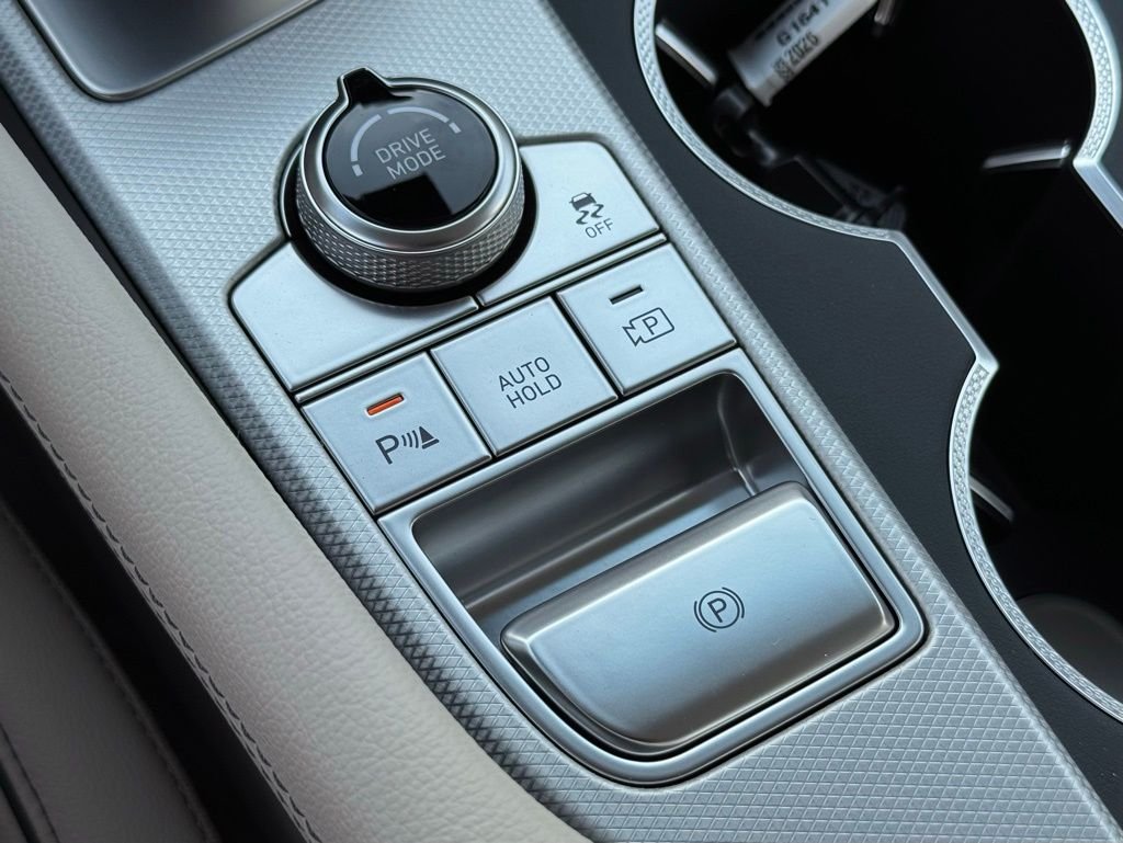 New 2026 White Genesis 2.5T PRESTIGE image 34