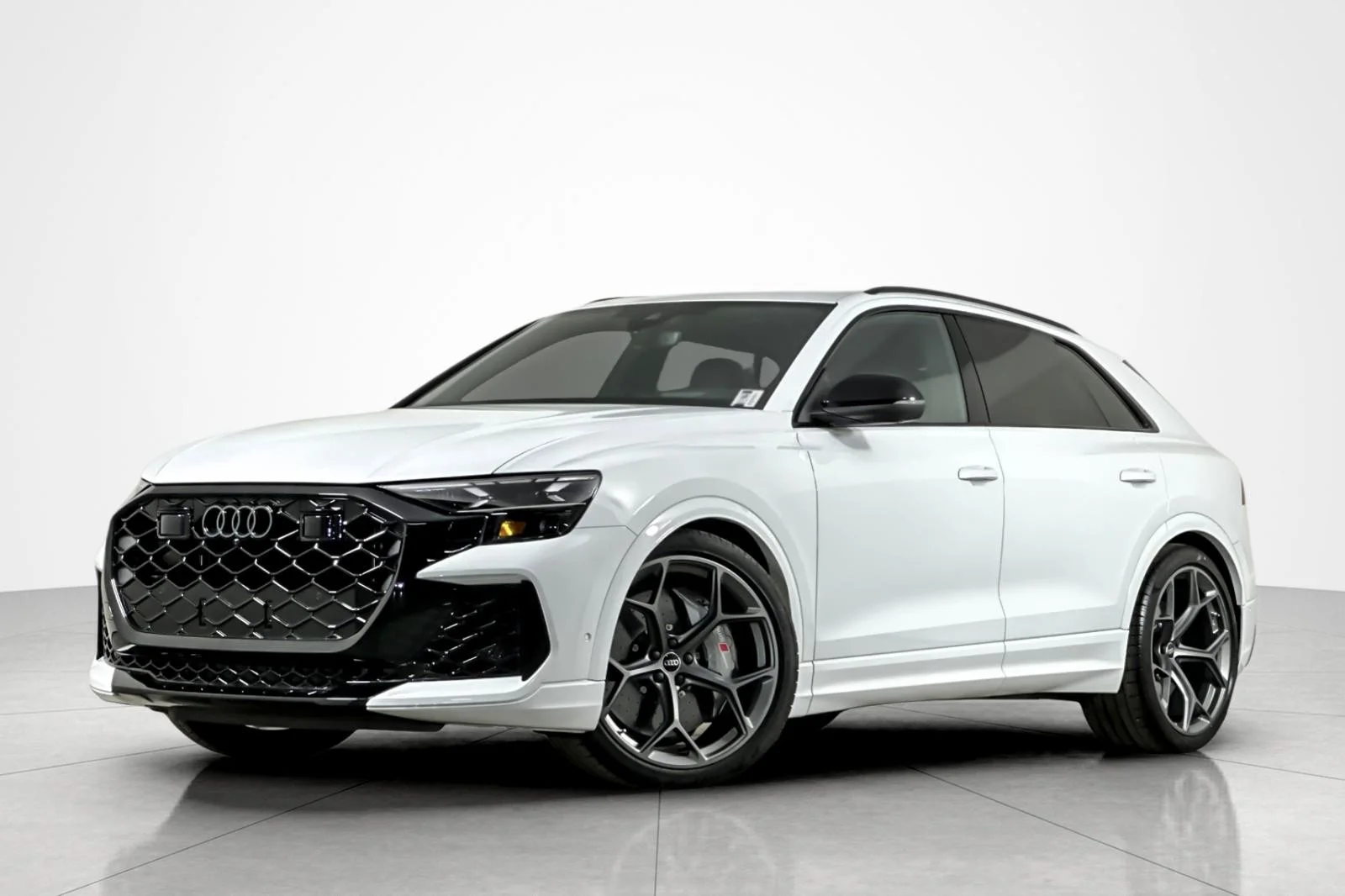 2026 Audi RS Q8 -'s photo