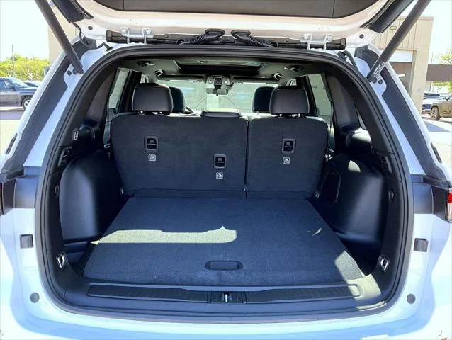 New 2026 Bright White Clearcoat Jeep Limited image 9