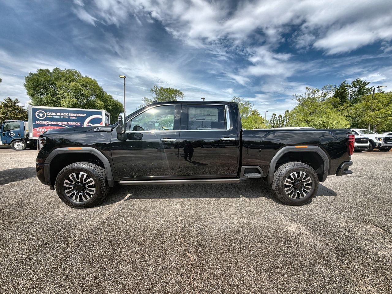 New 2026 Onyx Black GMC Denali Ultimate image 5