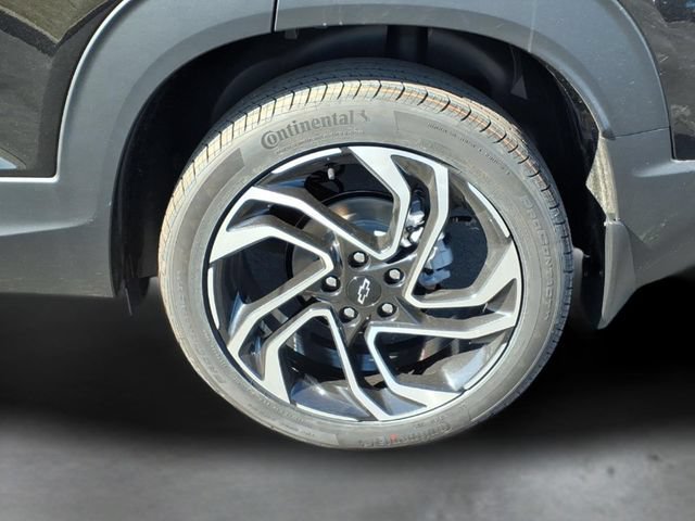 New 2026 Mosaic Black Metallic Chevrolet RS image 25