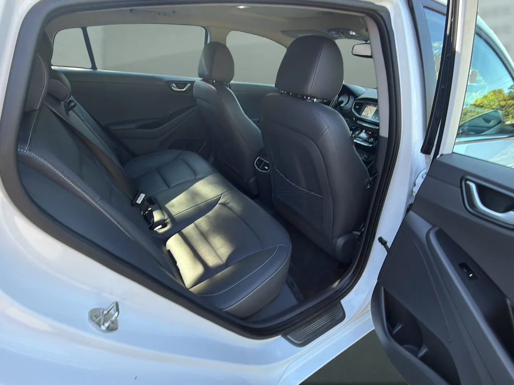 Used 2019 Ceramic White Hyundai Limited image 16