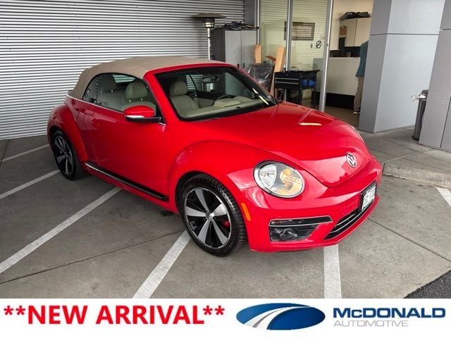 Used 2013 Red Volkswagen 2.0 TSi image 1