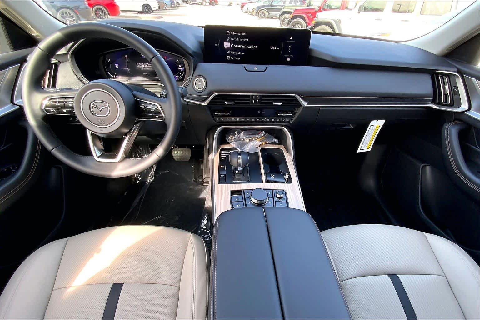 View vehicle photo 5