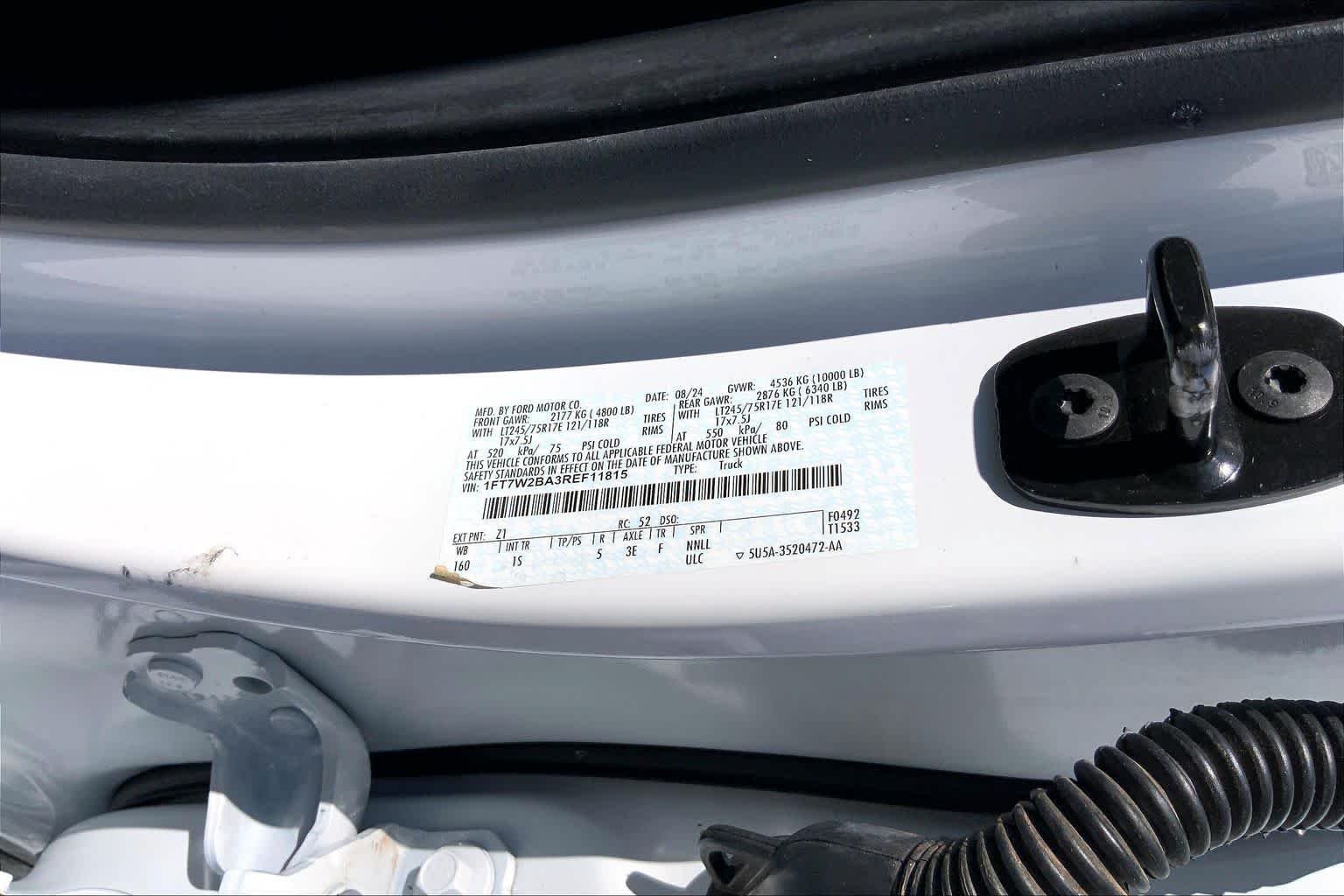 Used 2024 Oxford White Ford XL image 33