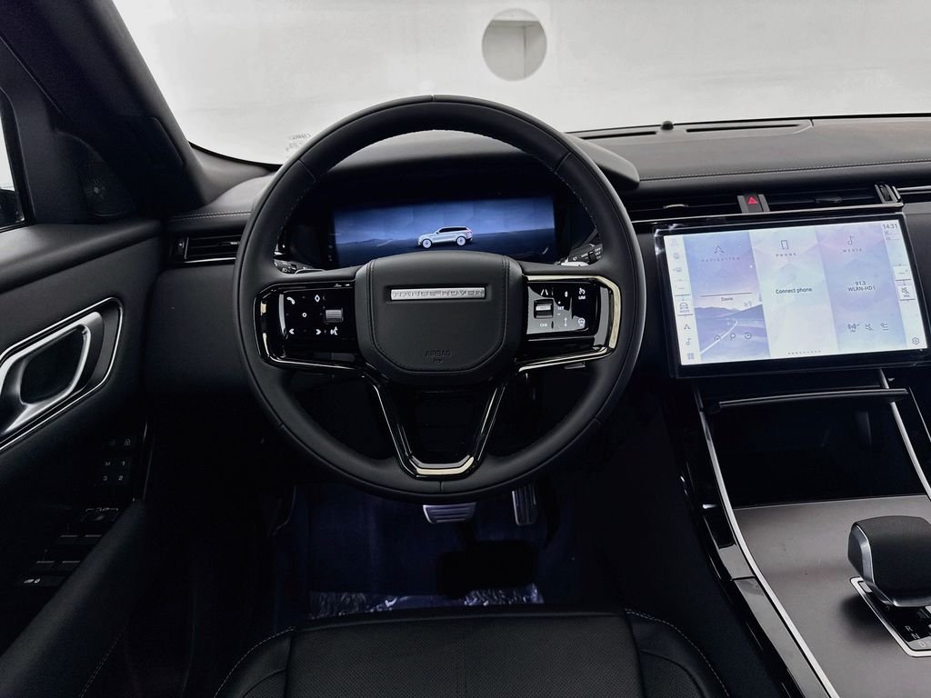 New 2026 Santorini Black Land Rover Belgravia Edition image 23