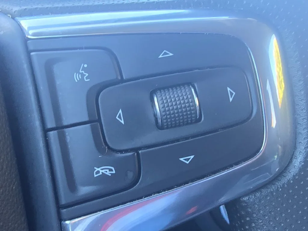 Certified Used 2022 SUMMIT WHITE Chevrolet LT image 25