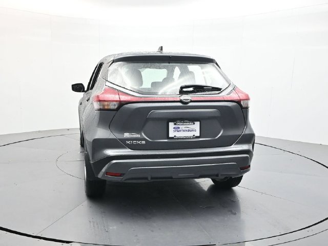 Used 2025 Gray Nissan S image 6