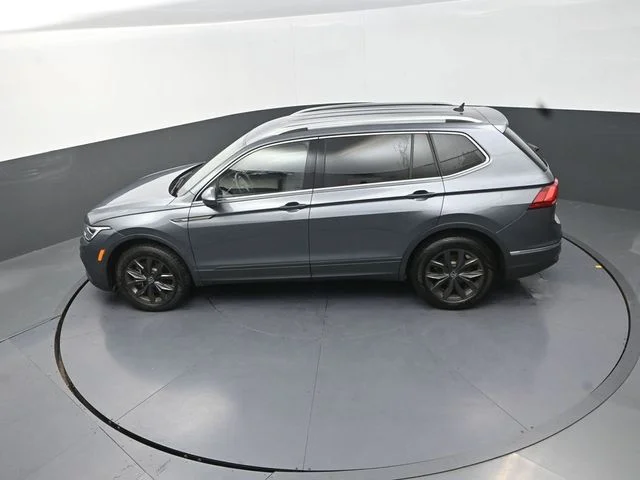 Used 2024  Volkswagen 2.0T SE image 26