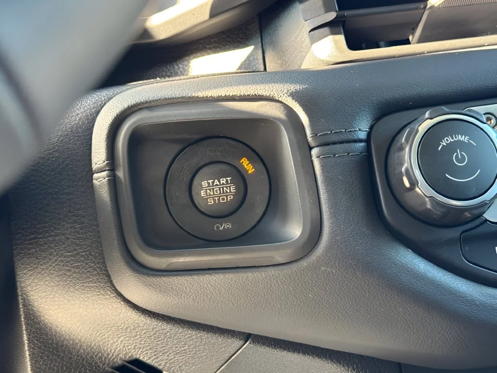 Used 2025 White Jeep Rubicon X image 17