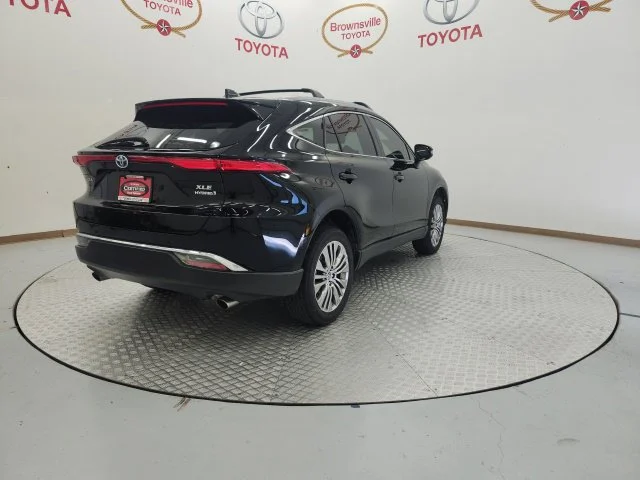 Used 2022 Black Toyota XLE image 8