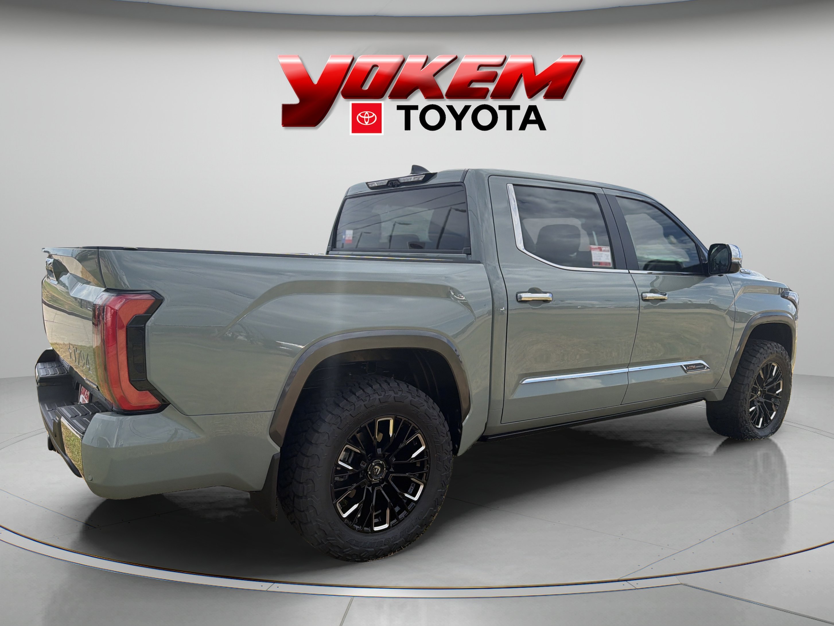 2026 Toyota Tundra 1794 Edition - Photo 8