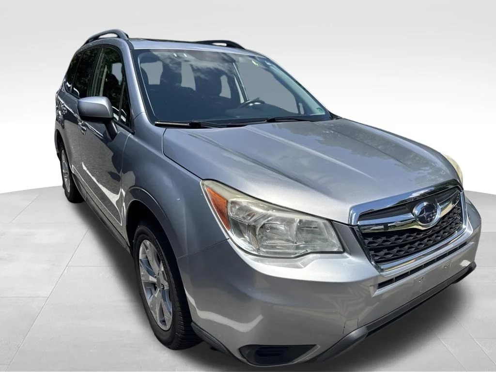 Used 2015 Silver Subaru 2.5i Premium image 13