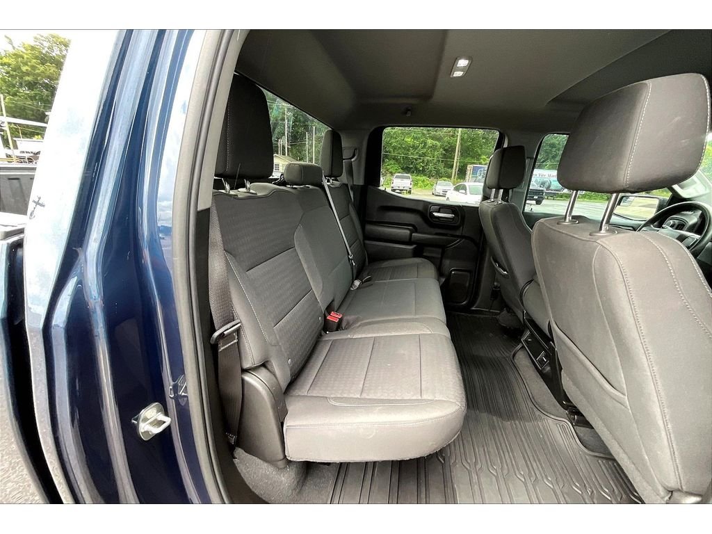 Used 2022 Northsky Blue Metallic Chevrolet Custom image 19