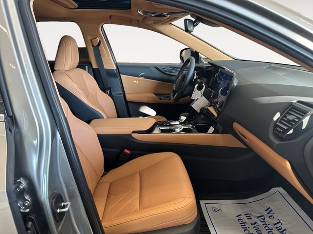 2026 Lexus NX 450h+ Premium - Photo 15