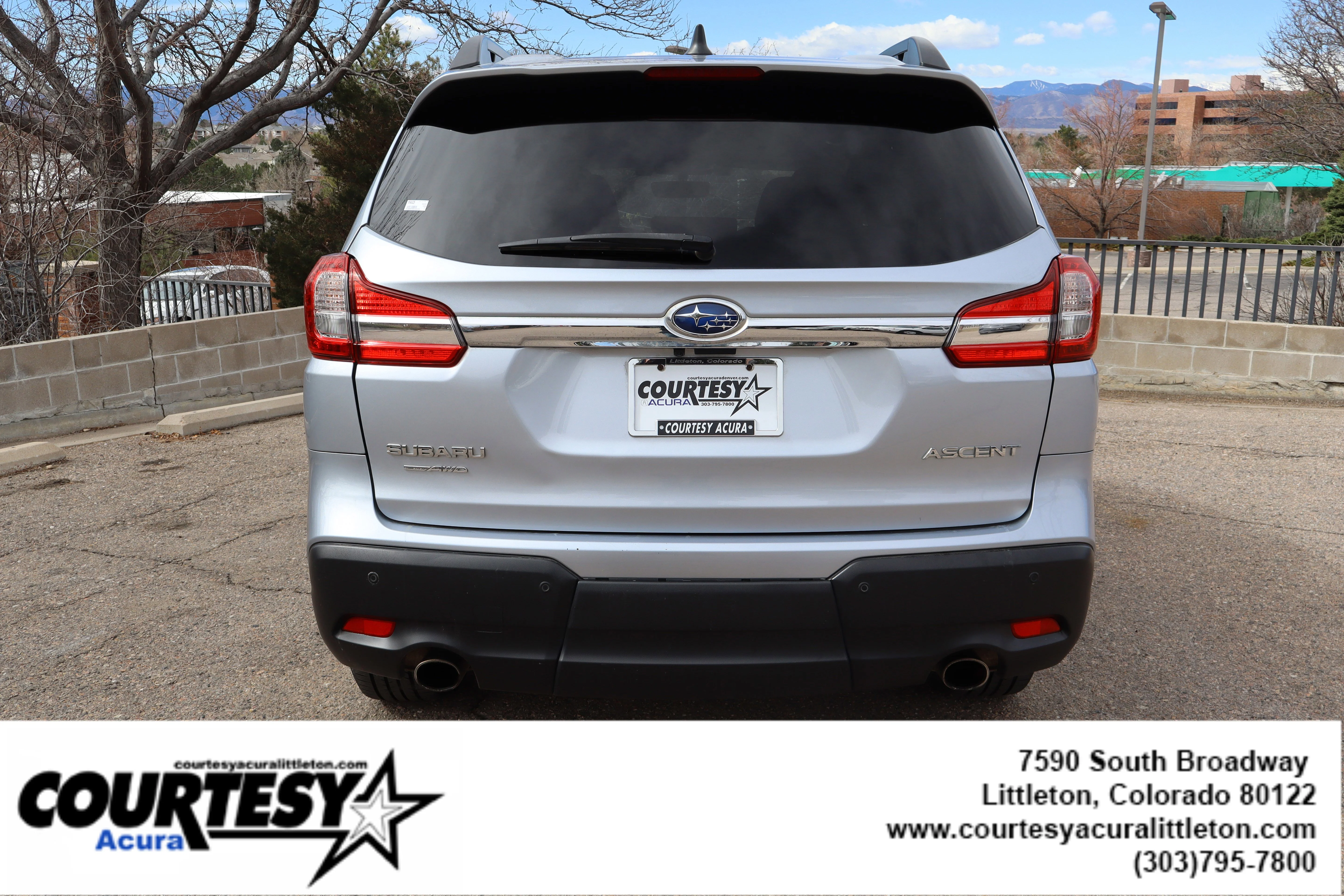 Used 2021 Ice Silver Metallic Subaru Premium image 5
