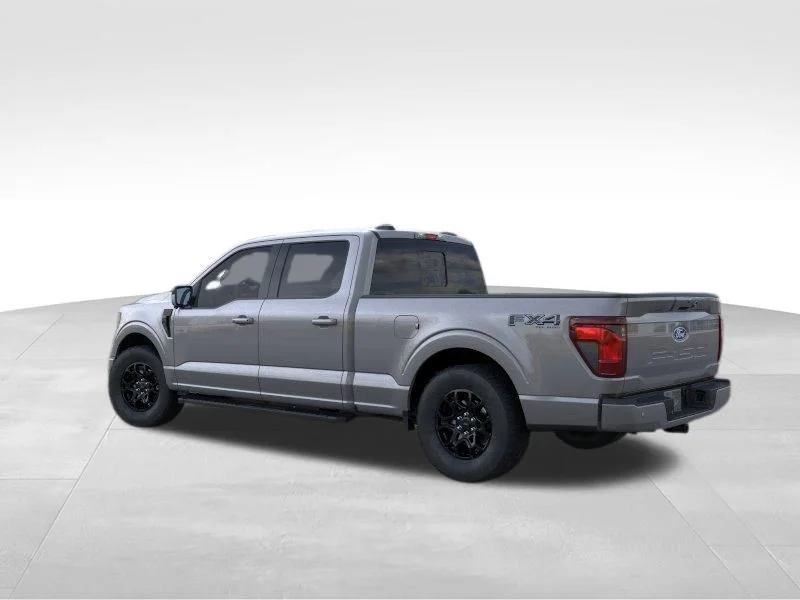 New 2026 Carbonized Gray Metallic Ford XLT image 4