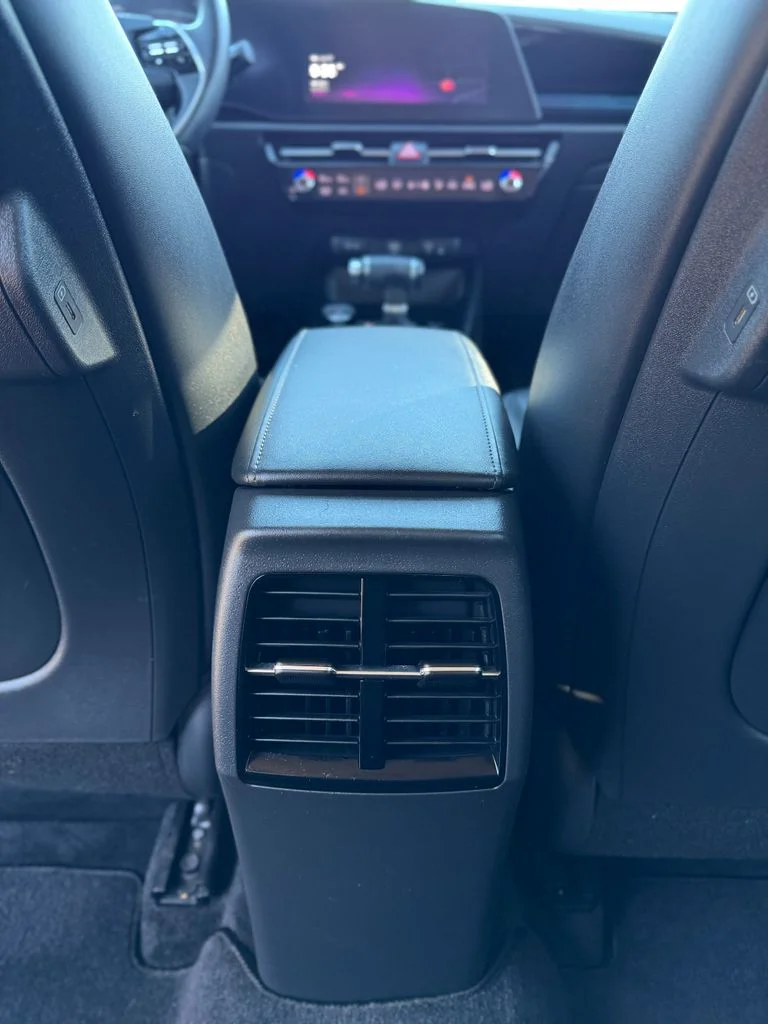 Used 2023 White Kia EX image 25