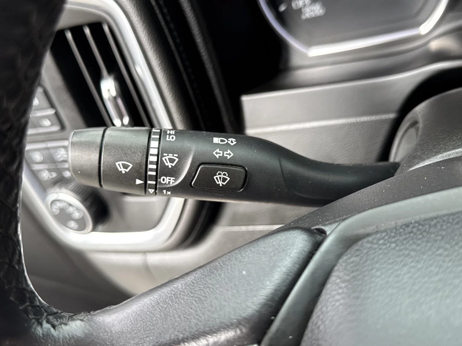 Used 2021 BLACK Chevrolet LT Trail Boss image 21