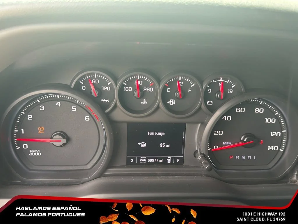 Used 2024 Summit White Chevrolet Custom image 18