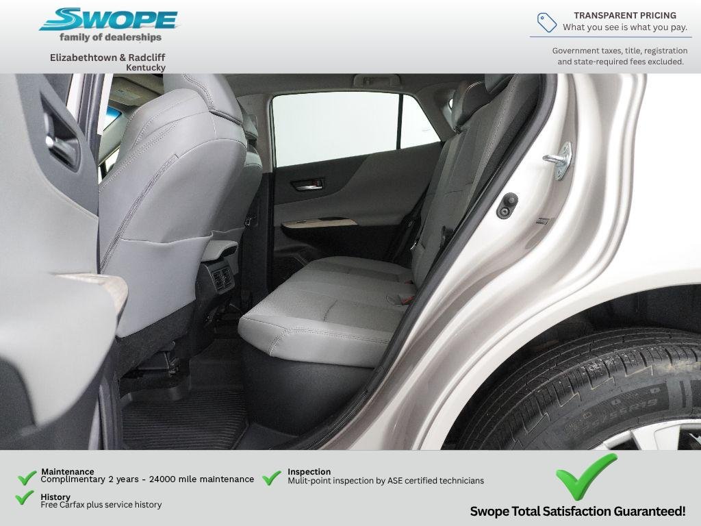 Used 2021 Titanium Glow Toyota Limited image 11